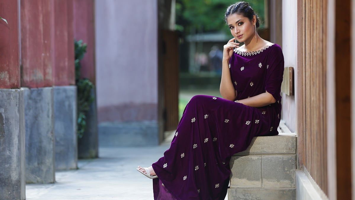 পুরোনো শাড়ি থেকে কাফতান বানানো যায় খুব সহজেই